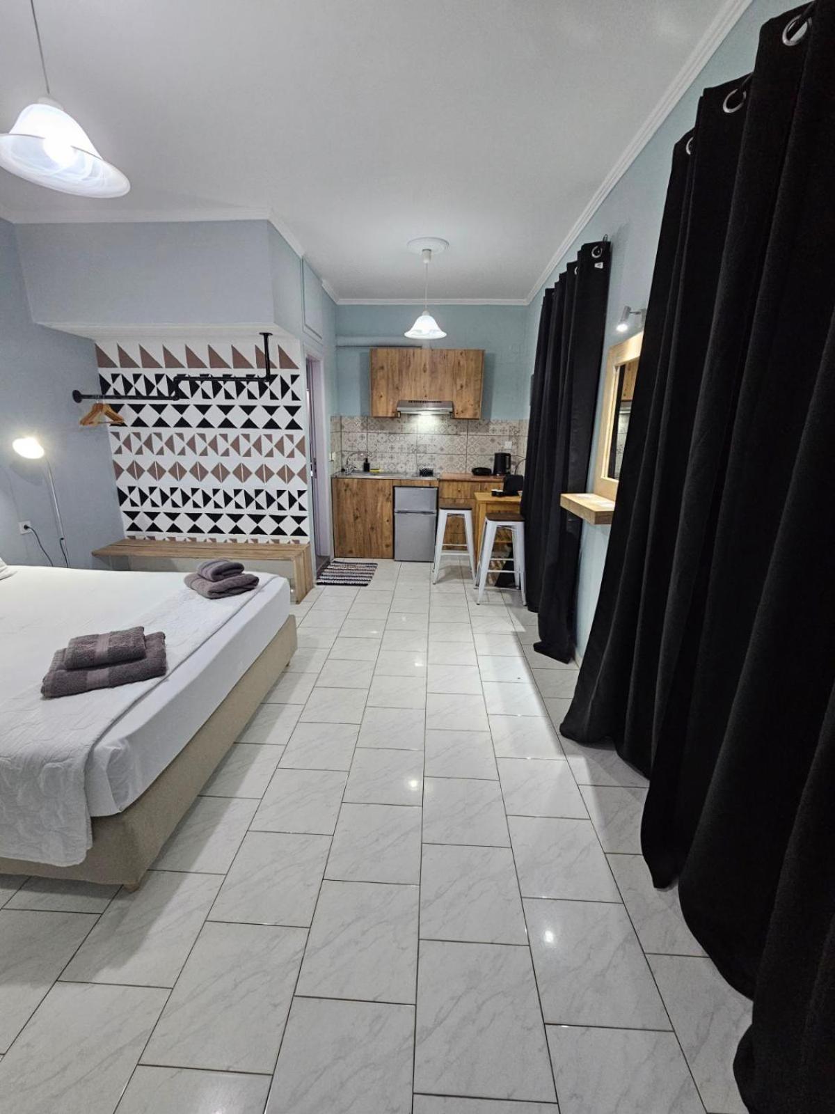 Katerina Apartments Kato Daratso Esterno foto